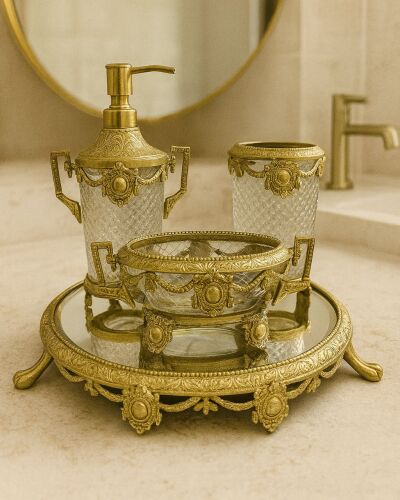 Pirinç & Kristal Banyo Seti – Altın Özel Tasarım - 1