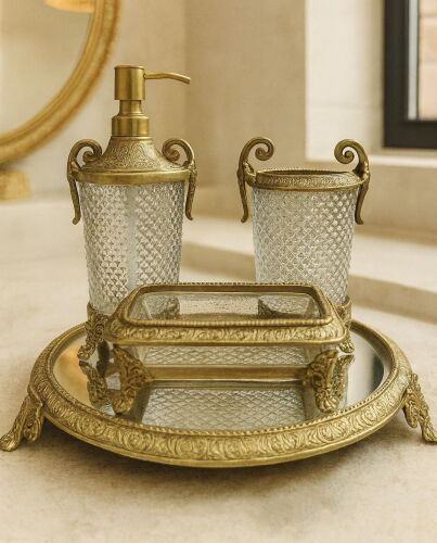 Pirinç & Kristal Dekoratif Banyo Seti – Altın Kulplu - 1