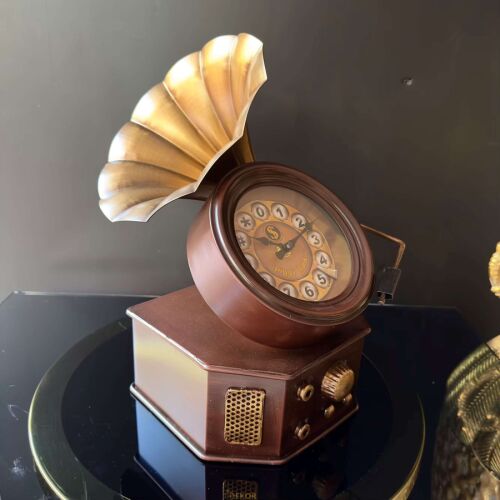 Gramofon Tasarımlı Dekoratif Masa Saati (30×35 cm) - 2
