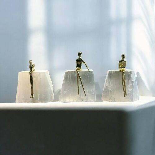 3’lü Kuvars Taş Üzerinde Modern Figür Dekor Seti - 1